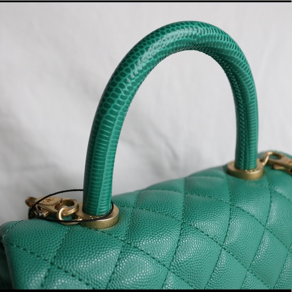 AUTHENTIC CHANEL GREEN COCO HANDLE - Picture 3 of 8